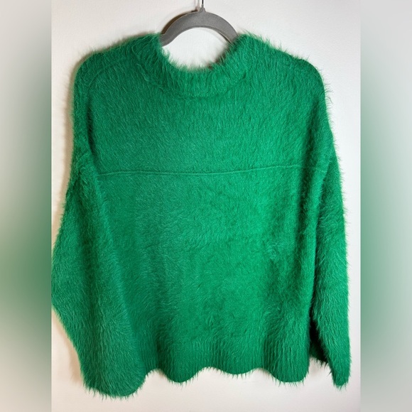 free people green fuzzy sweater size extra small, is oversized - Picture 6 of 11
